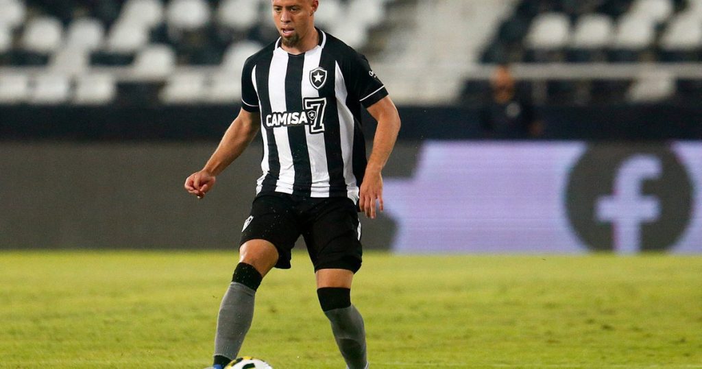 Botafogo reveals relationship with match against Red Bull Bragantino;  Lucas Fernandez returns and leaves Erisson and Piazon