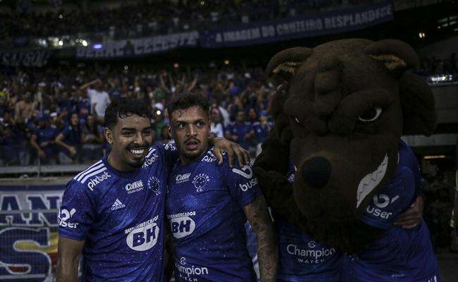 What does Cruzeiro need to have the best campaign in League Two history?