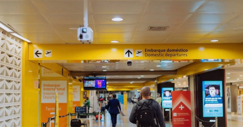 Unprecedented!  Visa Infinite cardholders will have exclusive access to the security line at Guarulhos Airport