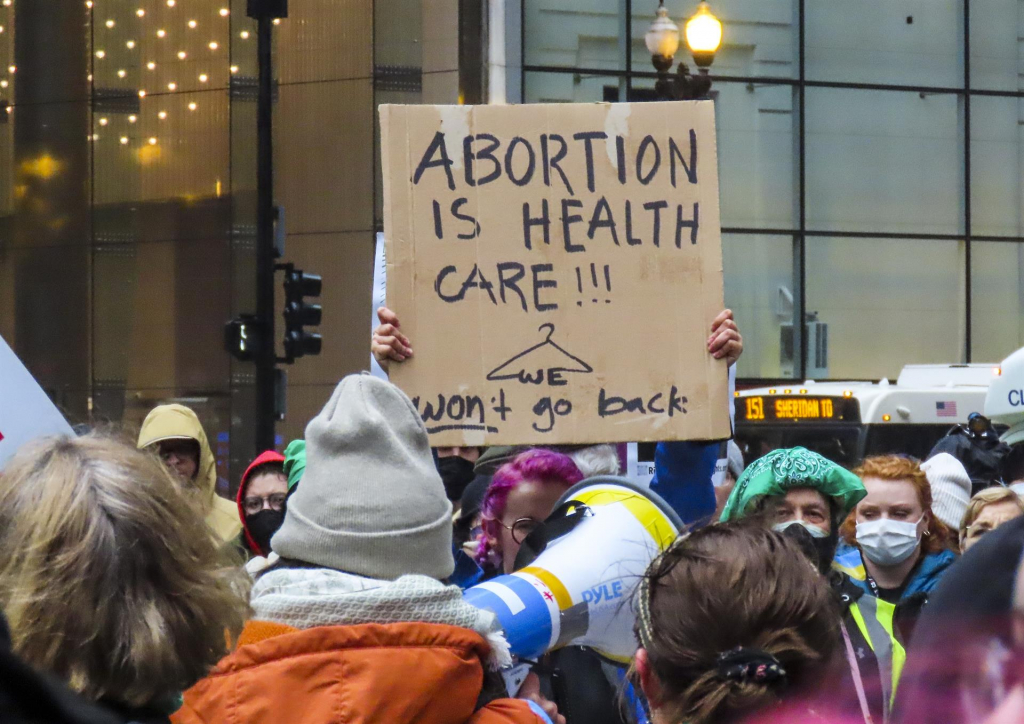 Google Maps will point to abortion clinics and hospitals in the United States