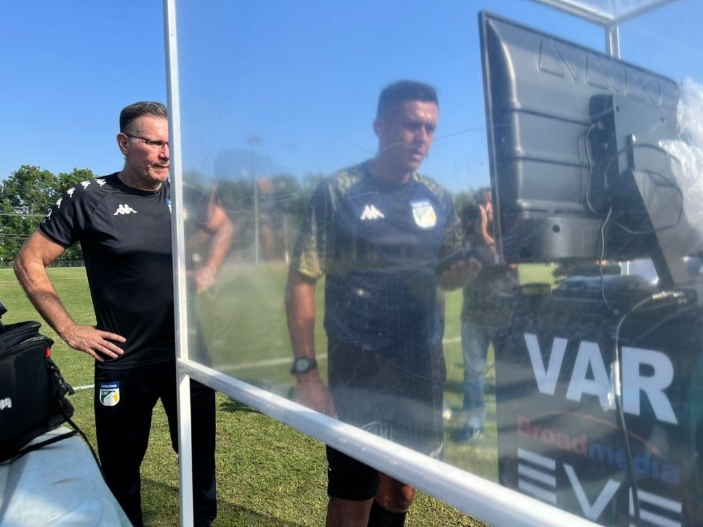 CBF studies the status of the English language for VAR lines and consults IFAB and wants to transfer it to the Clubs Technical Council |  football