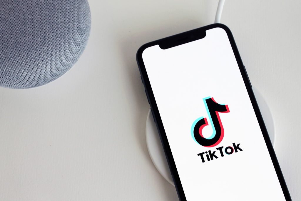 Can iPhone users be spied on by TikTok?