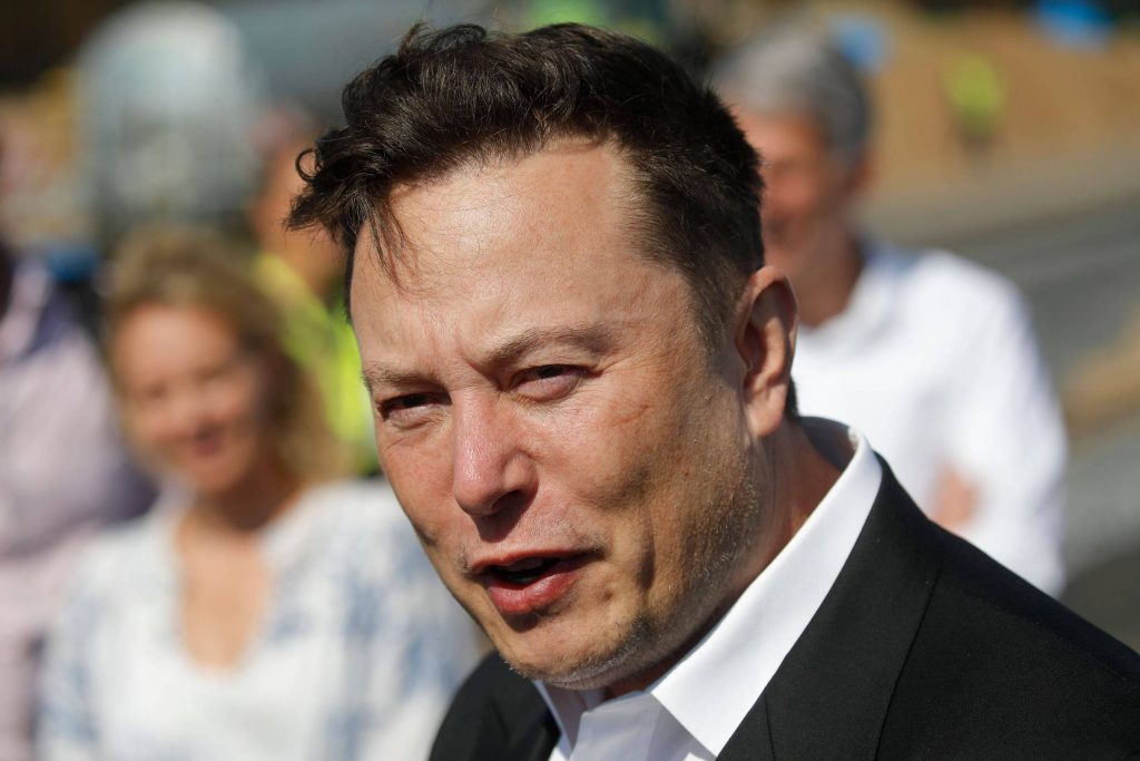 Elon Musk sells Tesla stock for nearly $7 billion - 10/8/2022