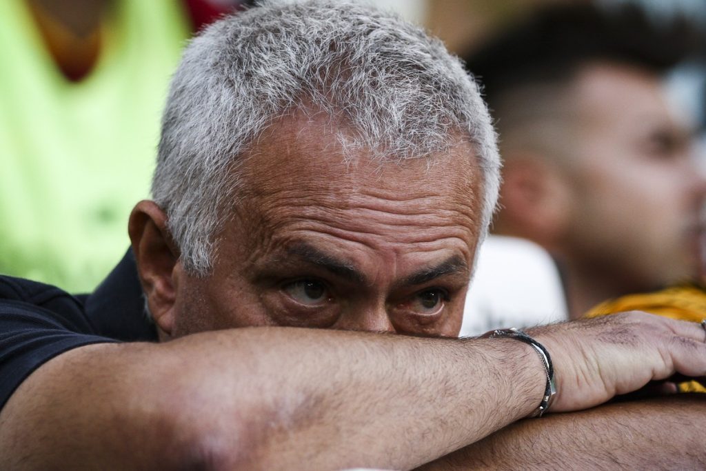 Mourinho reveals his conversation with Roma players: “He said he was ashamed to be the coach” |  italian football
