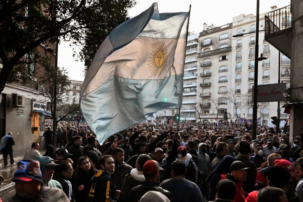 Pro-Christina Kirchner demonstrations gather thousands of people in Argentina |  Globalism