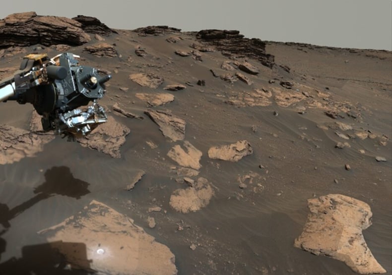 NASA finds signs of life on Mars