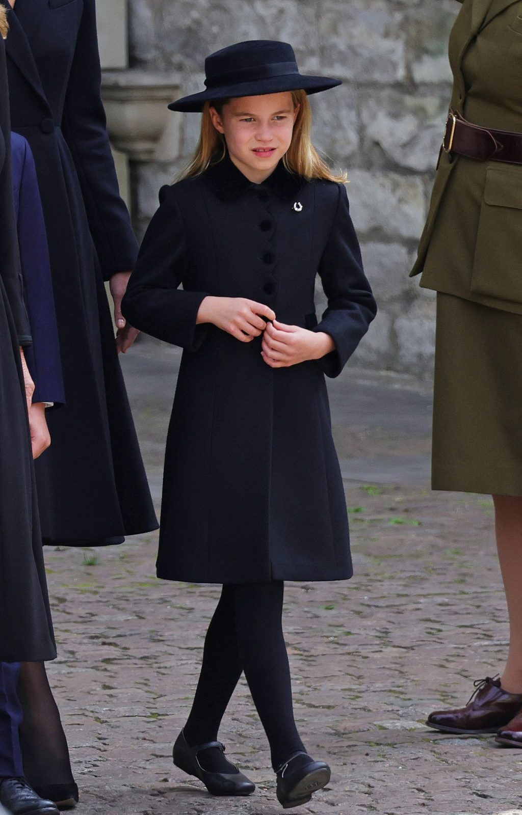 Princess Charlotte wears an accessory in honor of Queen Elizabeth II at her funeral |  fashion beauty