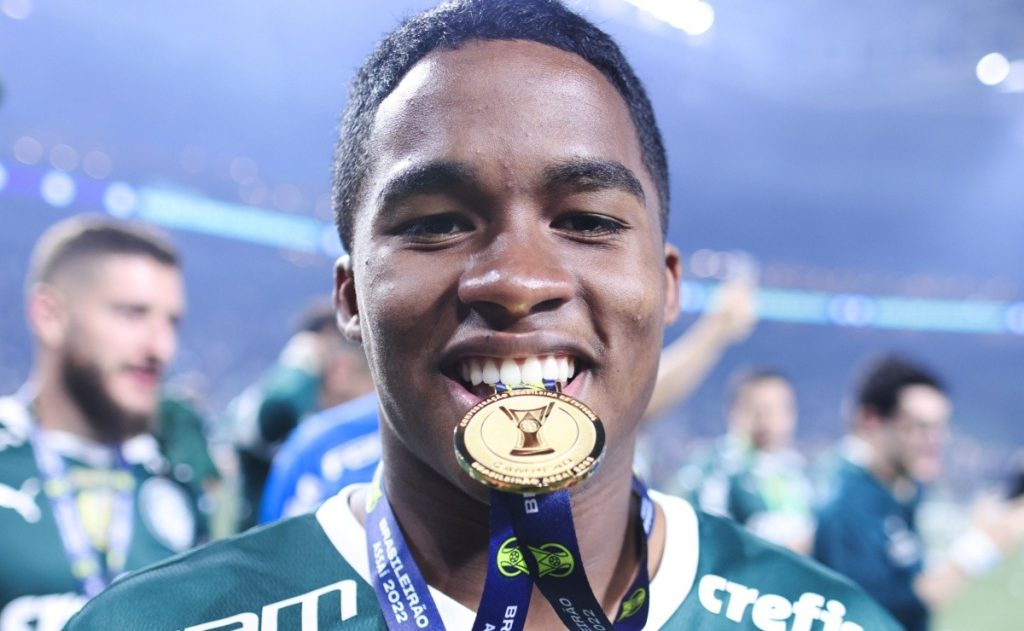 "327 million Brazilian reals";  Andrek speaks for the first time about the future and sends the real thing to Palmeiras fans