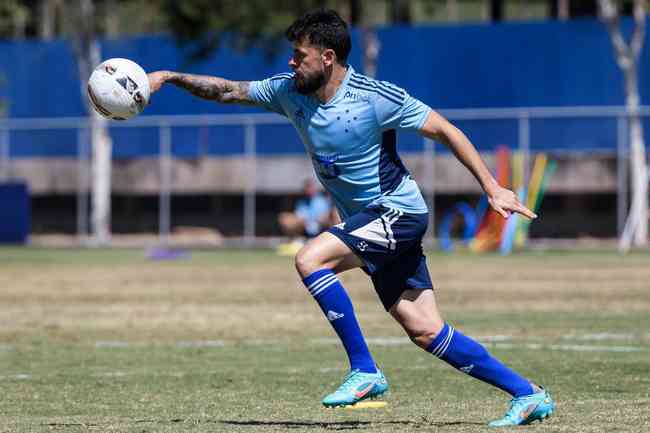 Fernando Canisin, Midfielder