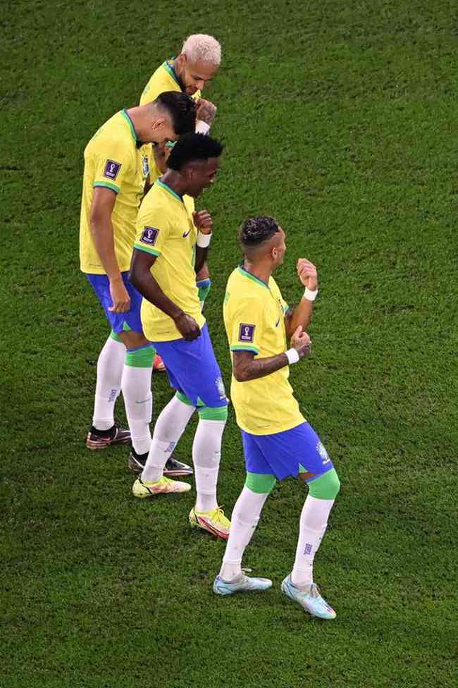 Pictures of the duel between Brazil and South Korea, for the round of 16 of the World Cup in Qatar, in Est