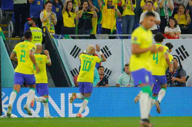 Pictures of the duel between Brazil and South Korea, for the round of 16 of the World Cup in Qatar, in Est