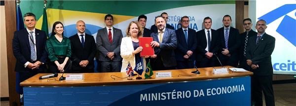 Acordo entre Brasil e Reino Unido busca ampliar fluxos bilaterais de comércio e investimento