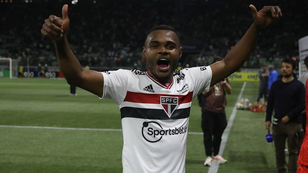 Cruzeiro takes important step to sign midfielder Nikao from Sao Paulo - Rádio Itatiaia